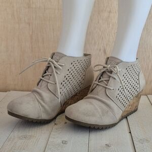 BOBS from Skechers Tan Cream Perforated Side Wedge Booties Lace Up Comfort Light